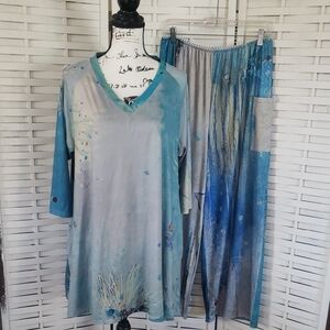 Blue and Gray Artistic Lounge Set